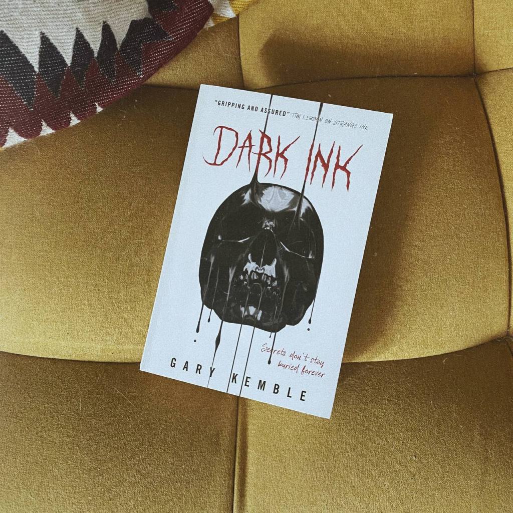 Dark Ink, Gary&nbsp;Kemble